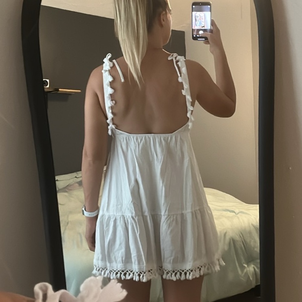 SHEIN Vcay Tie Shoulder Tassel Trim Ruffle Hem Cami Dress